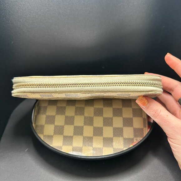 Louis Vuitton Damier Azur Zippy Wallet - GUC - Picture 5 of 11
